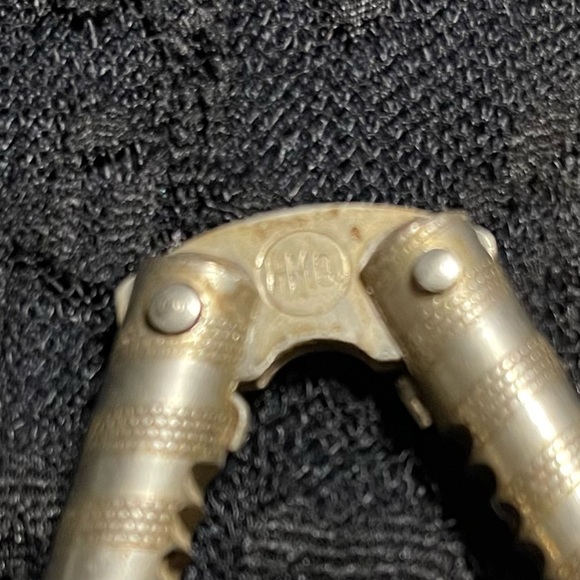 Vintage HMQ Nut Cracker & 3 Picks - Picture 2 of 2